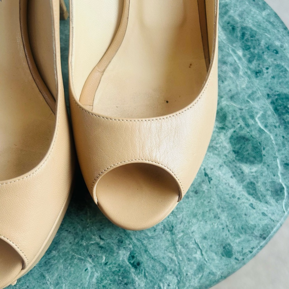 Jimmy Choo Beige Peep-Toe   Leather Heels 8 - Picture 12 of 12